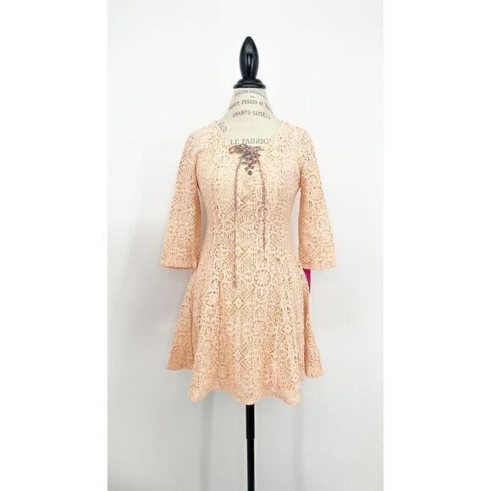 Xhiliration NWT blush peach lace crochet dress M